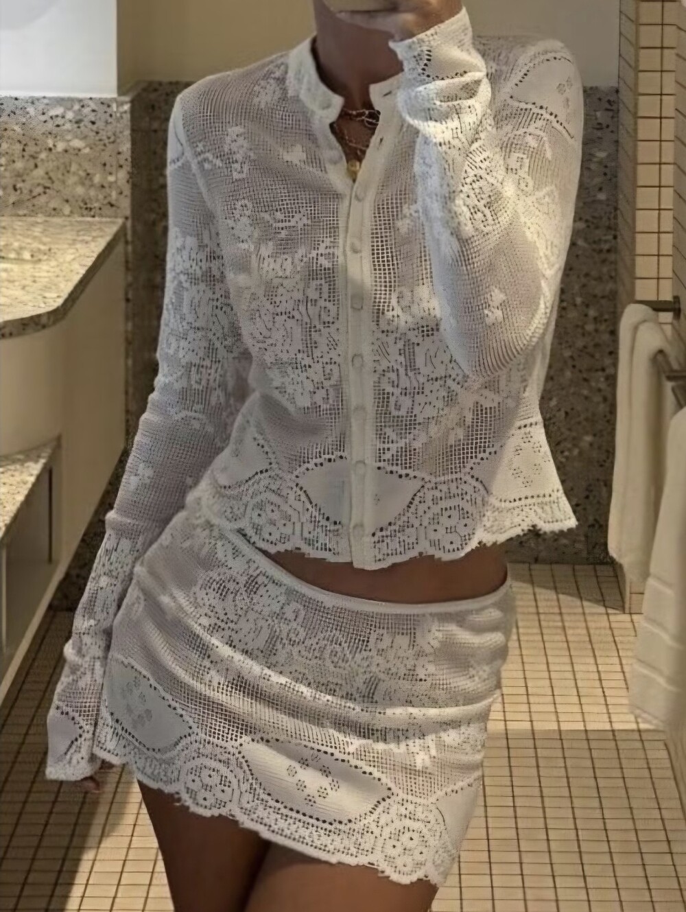 Lace-Trimmed Lightweight Breezy Sun-Protective Cover-Up Set Featuring A Relaxed